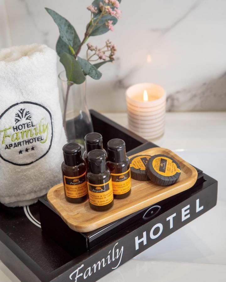 Family Aparthotel *