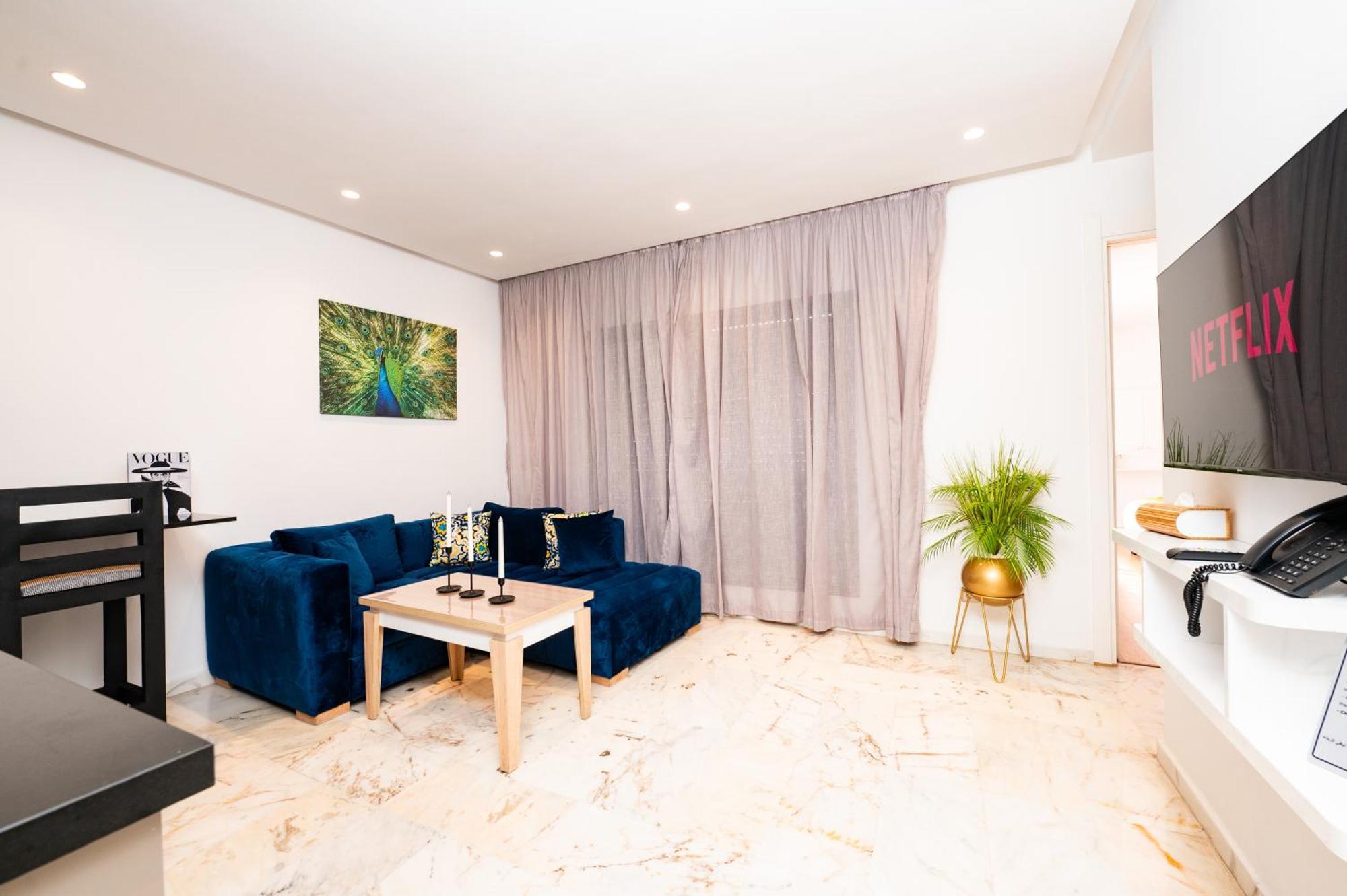 Family Aparthotel *