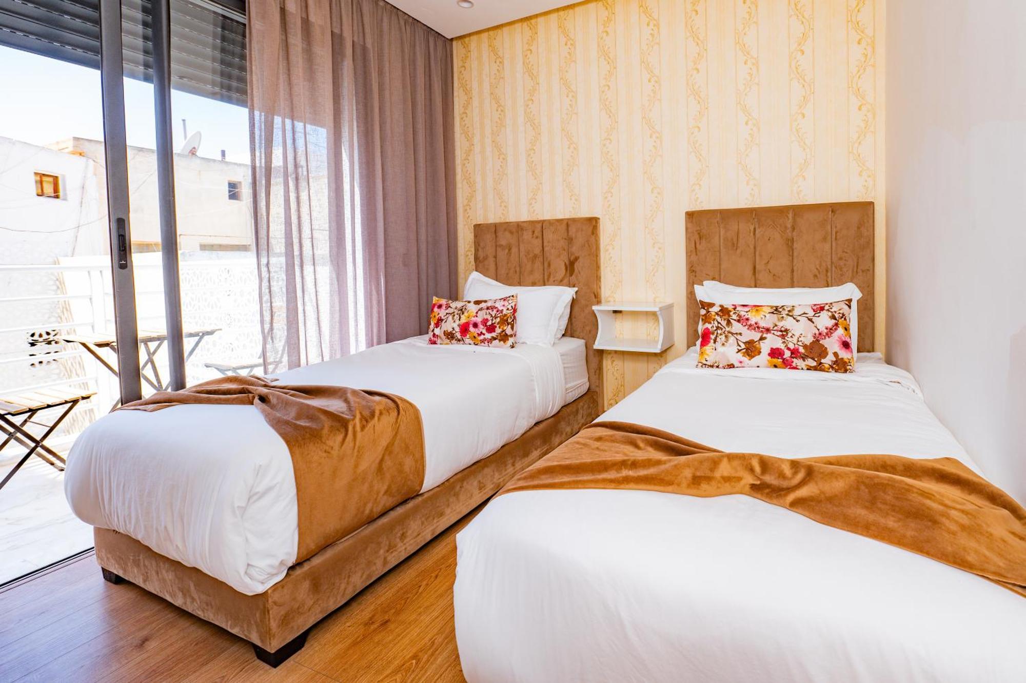 Aparthotel Family