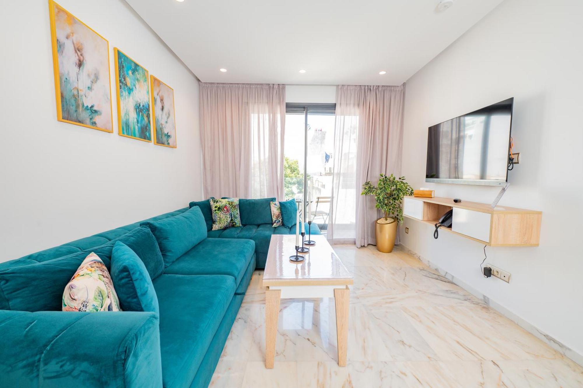 Family Aparthotel *
