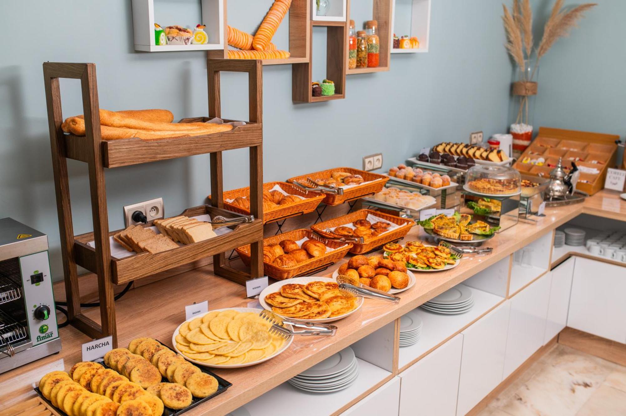 Apart-hotel Family Casablanca